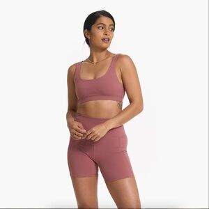 Vuori Daily Bra Size Small - EUC